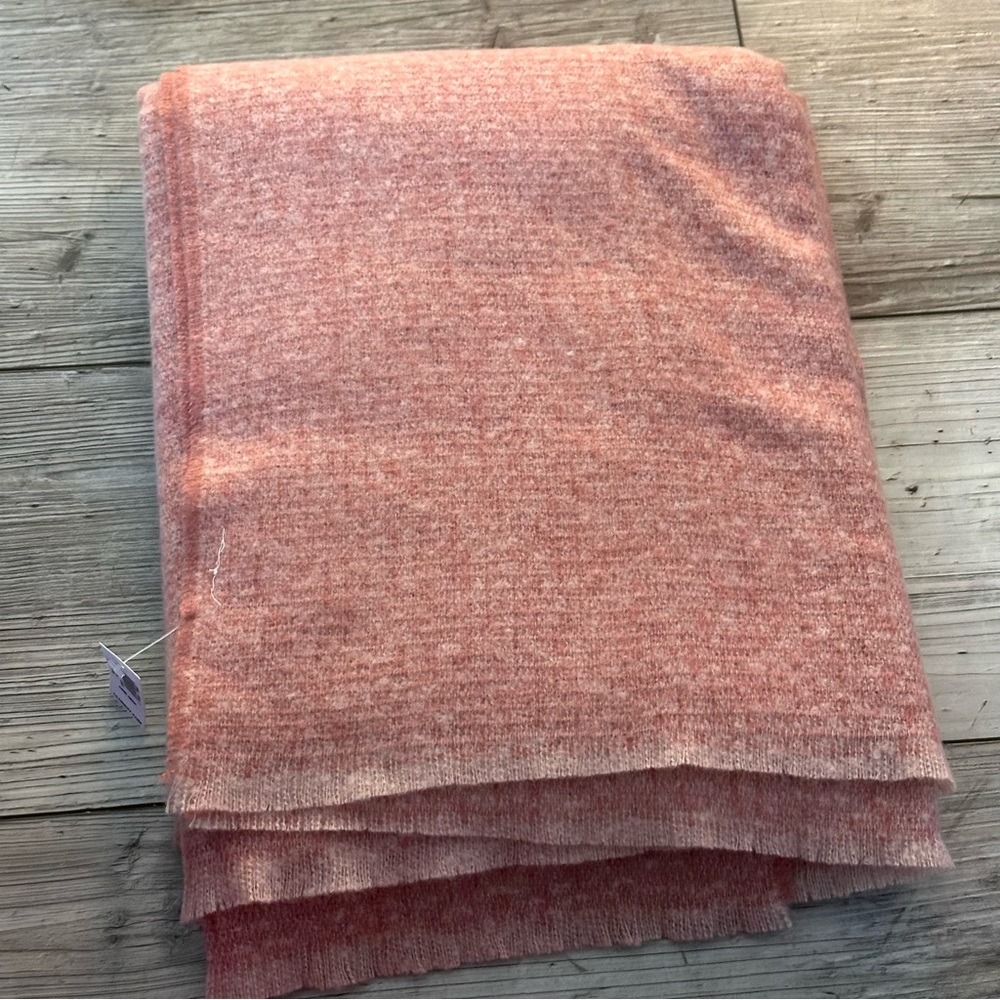 Women’s Scarf Old Navy Flannel Mauve 28x80 Inches Brand New